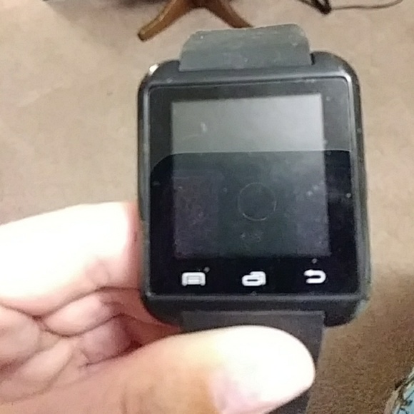 Black smart watch - Picture 3 of 3